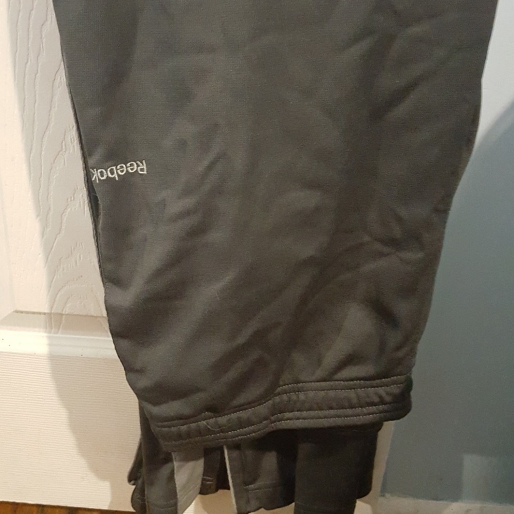 Track pants - Picture 2 of 3